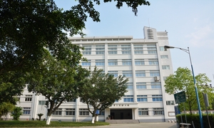 温江校区第二实验大楼